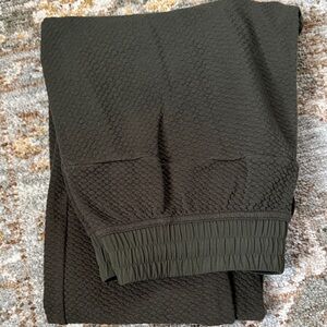 Lululemon men’s At ease jogger, gently worn.